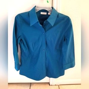 New York & Company Teal button up 3/4 sleeves fitted Blouse